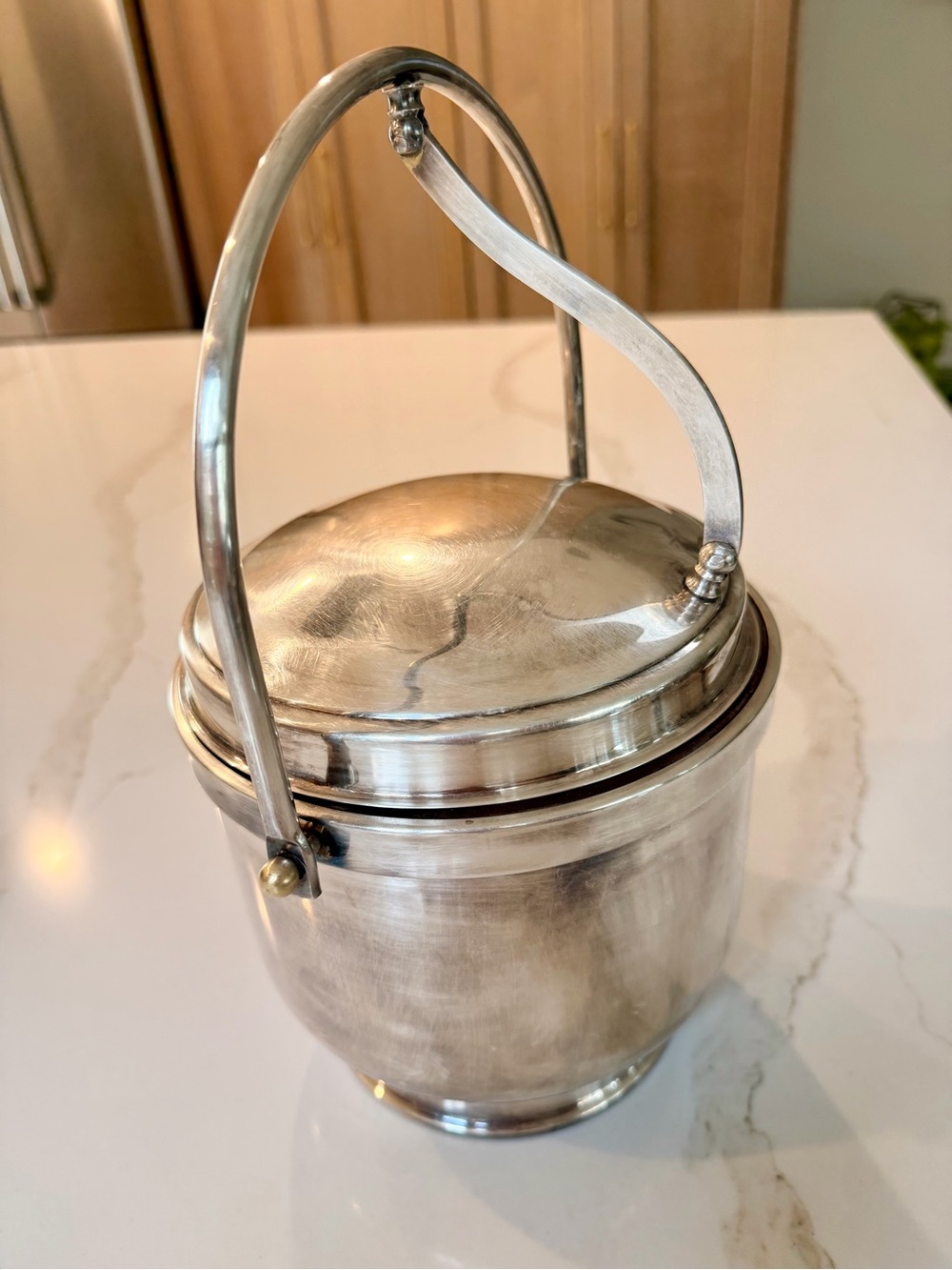 Vintage Wallace Silver Plated Ice Bucket with Swing Handle and Mercury Glass